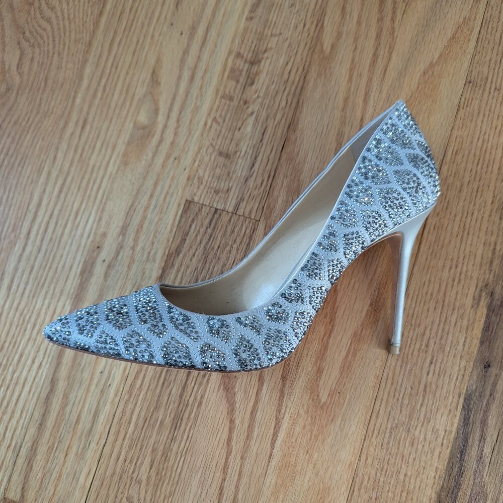 Imagine by Vince Camuto Olivier Rhinestone Pumps - Women's Size 9M - Stone - Picture 4 of 8